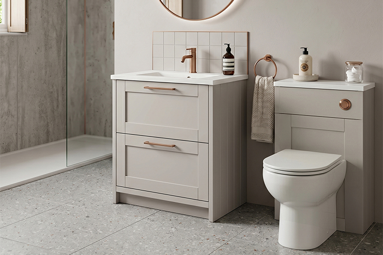 New Milton Freestanding